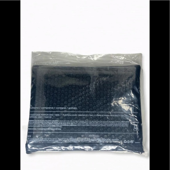 Mary Kay Face Case Mirror. (Bag Included) (1 of 6) - Picture 5 of 5
